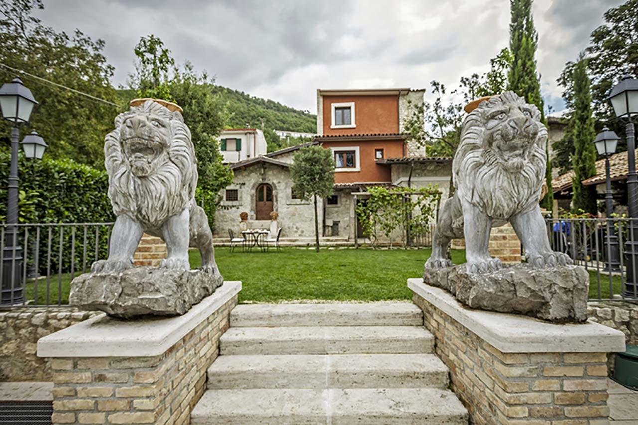 Hotel Guerrinuccio เชลาโน ภายนอก รูปภาพ