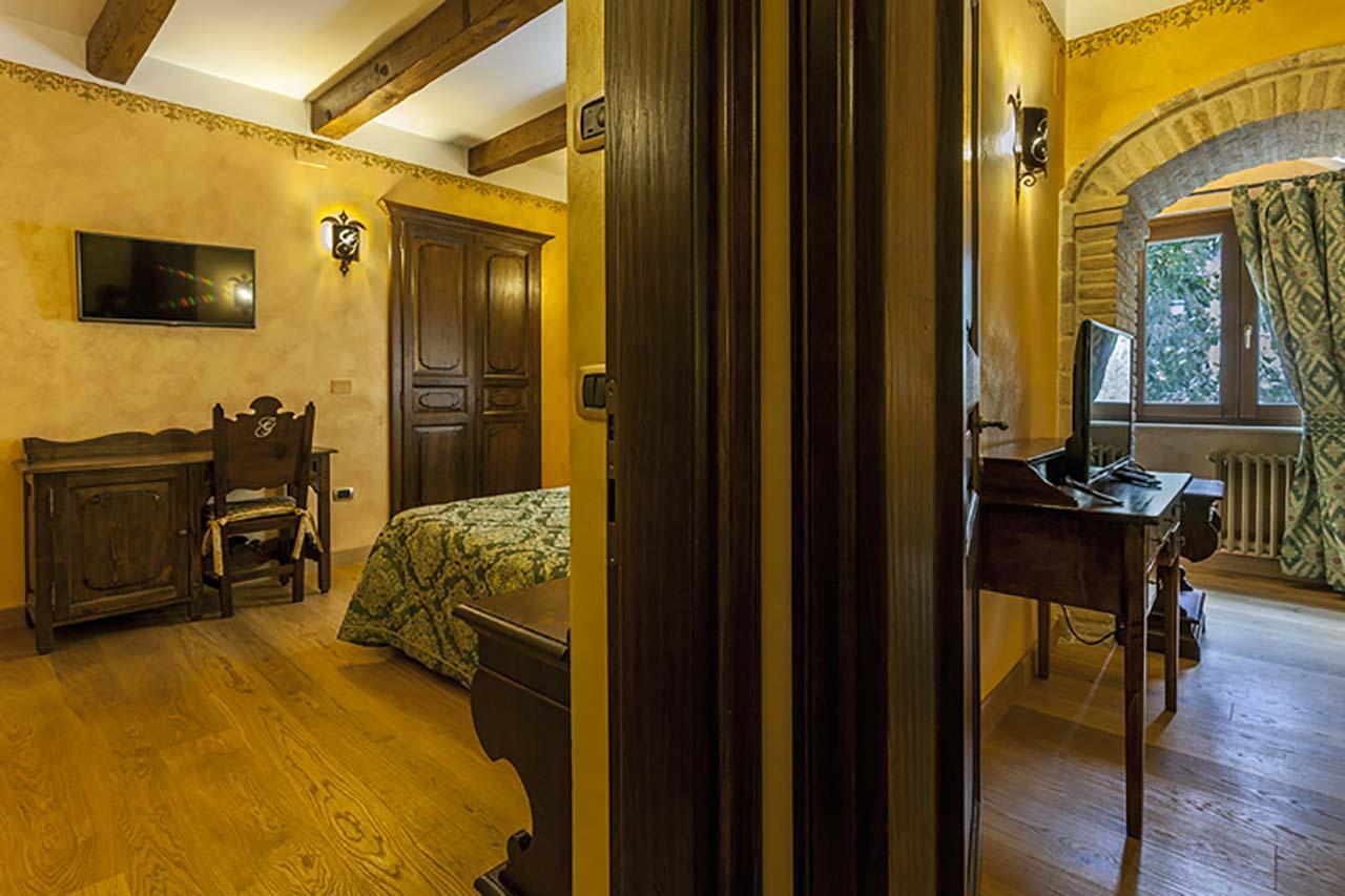 Hotel Guerrinuccio เชลาโน ภายนอก รูปภาพ