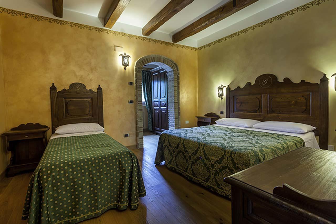 Hotel Guerrinuccio เชลาโน ภายนอก รูปภาพ