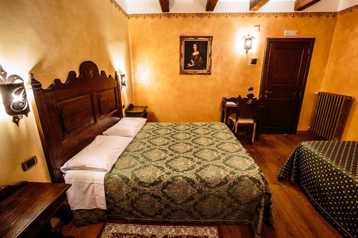 Hotel Guerrinuccio เชลาโน ภายนอก รูปภาพ